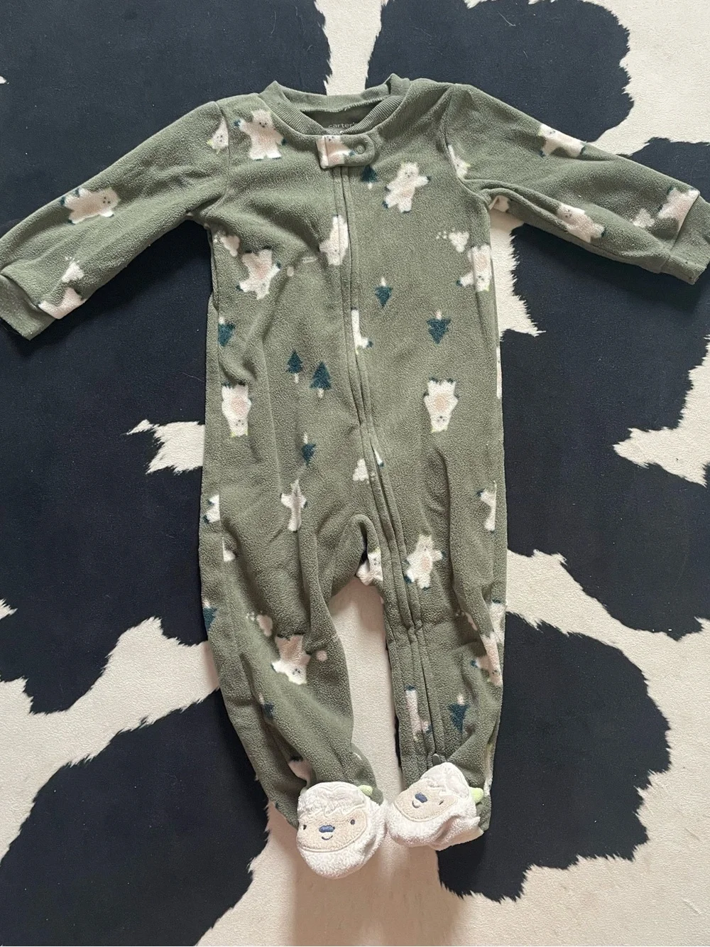 5/$20 Fleece Yeti Sleeper